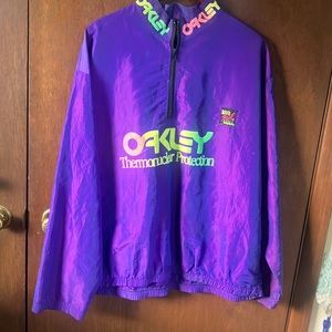 Surf style windbreaker